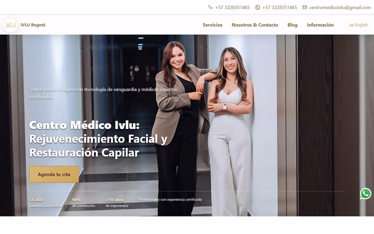 ivlumedicinaestetica.com home page on desktop: “Centro Médico Ivlu: Rejuvenecimiento Facial y Restauración Capilar” headline over the doctors' photo and gold “Agenda tu cita” button